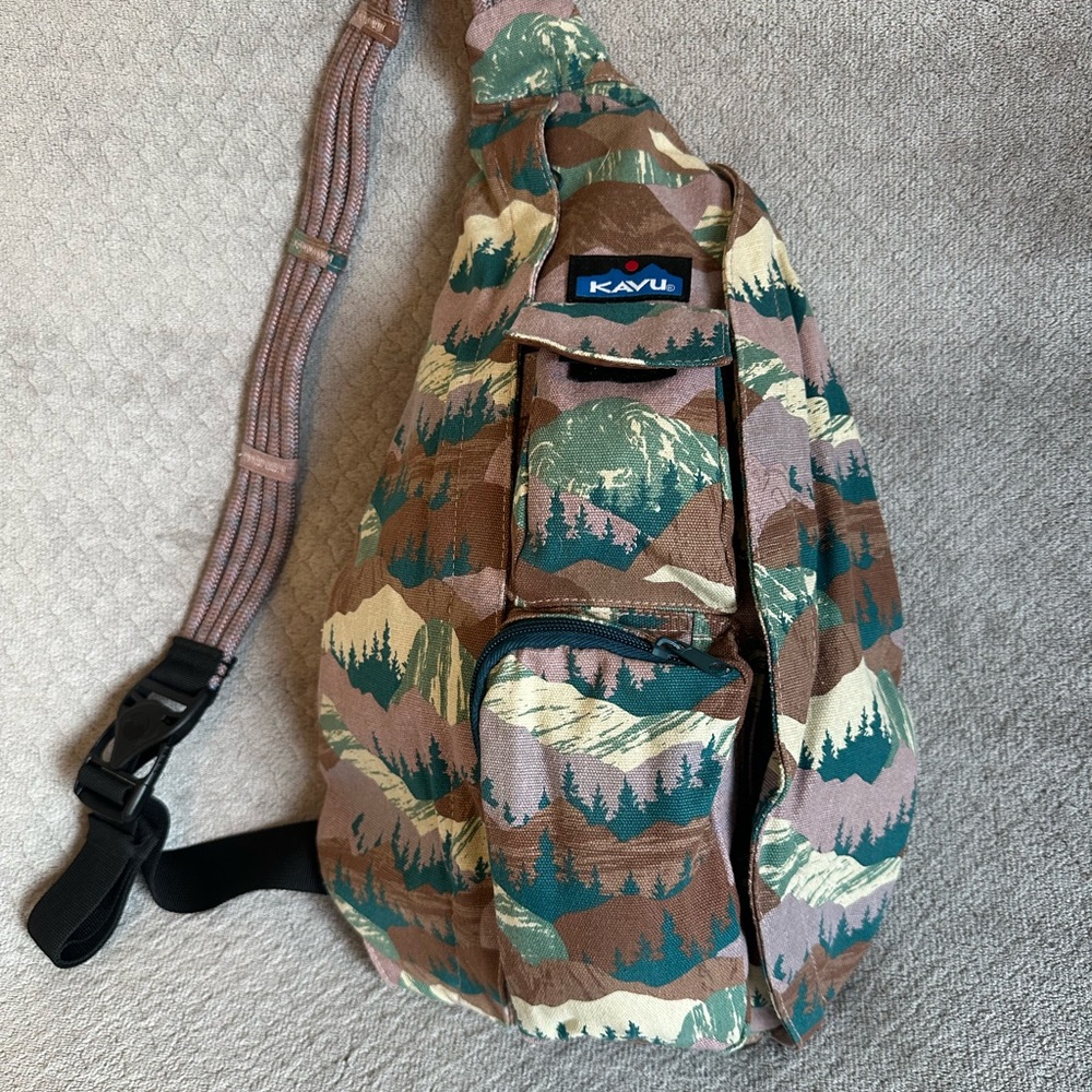 Kavu Remote Landscapes Crossbody Bag